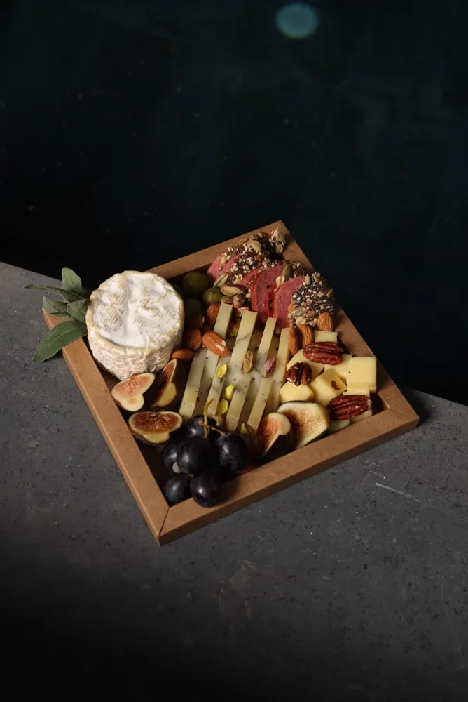 Planche apéritive — photographie culinaire